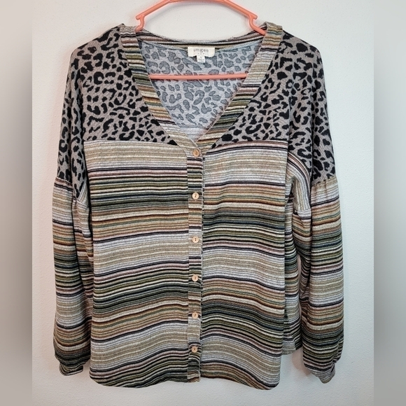 Umgee Mixed Media Bohemian Mex Striped Leopard Top Size small - Picture 3 of 7